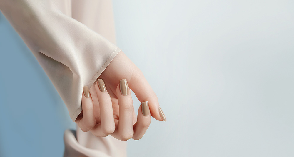 PRESS-ON NAILS